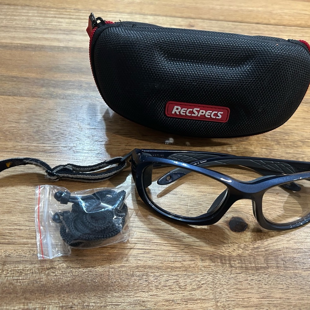 Rec Specs Black Sports Glasses with Case